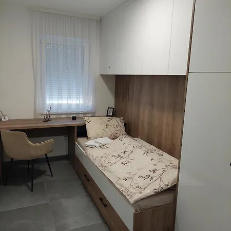 Stan Na Dan Stublina Apartment *